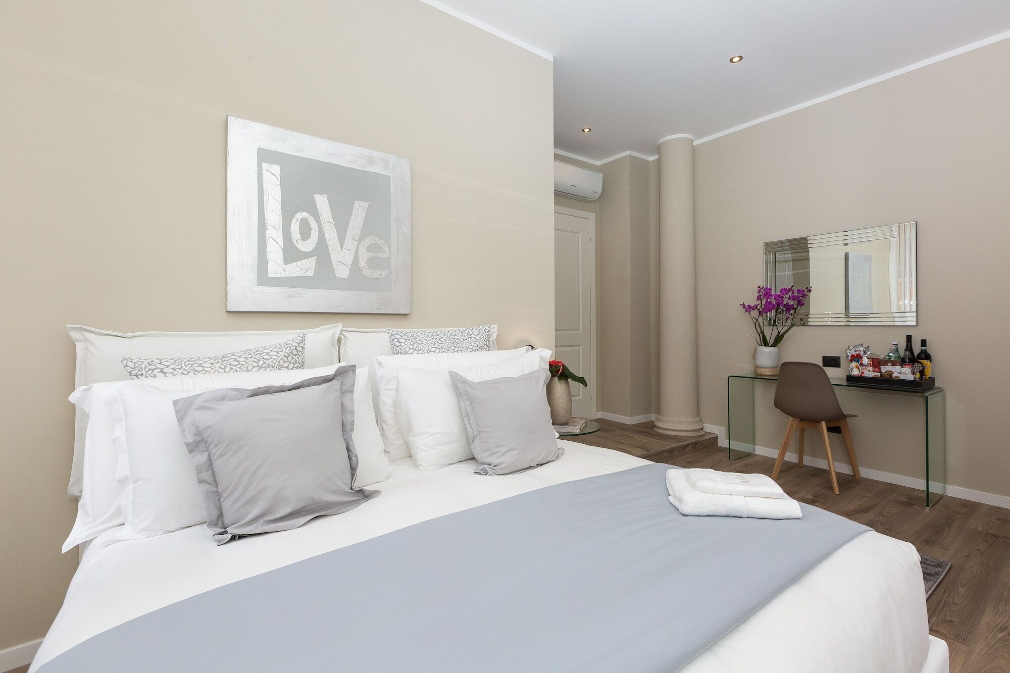 126 Gracchi Suites Рим Екстер'єр фото